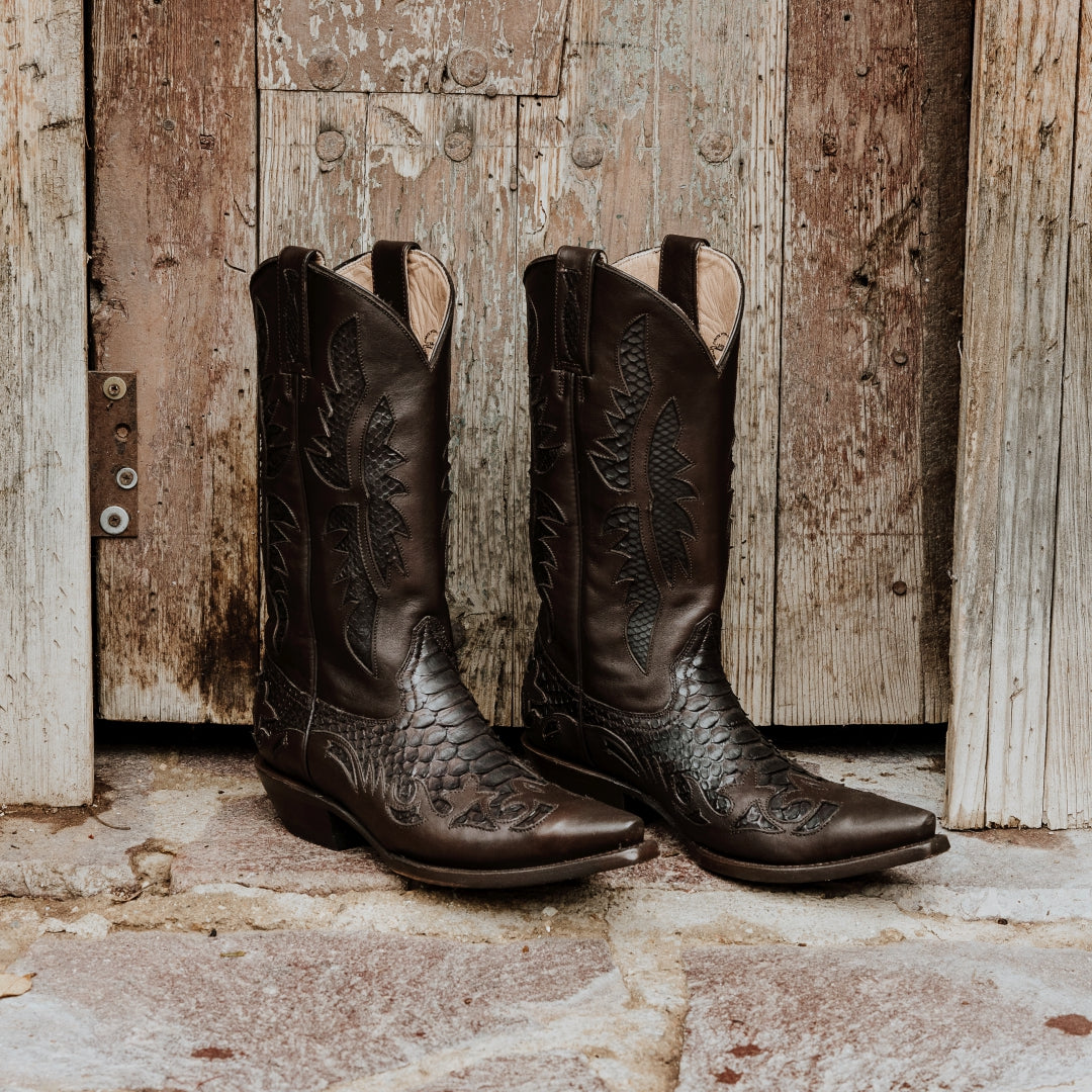 1200 BOTA VAQUERA PYTHON PIUM CAFÉ MATE