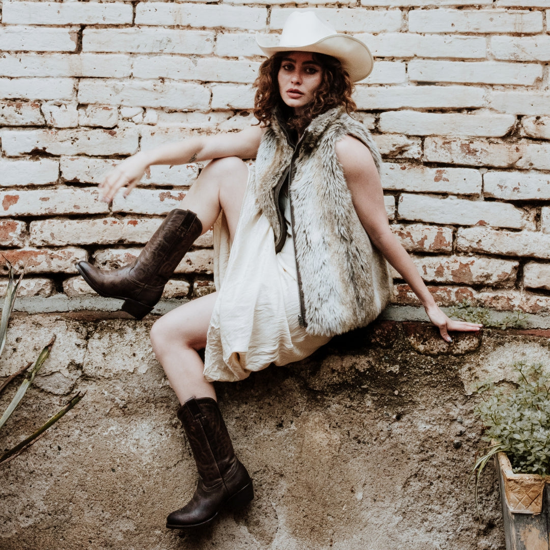 6140 BOTA VAQUERA DENVER OLIVE